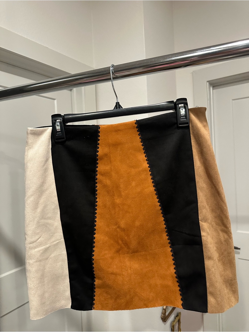 Francesca's Collections Colorblock Mini Skirt in Black, Tan & Cream